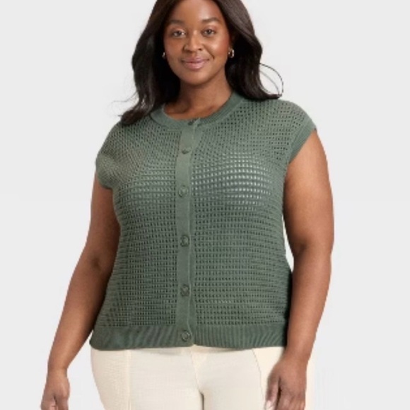 Universal Thread Sweaters - Universal Thread Women's Green Knit Sweater Size Small